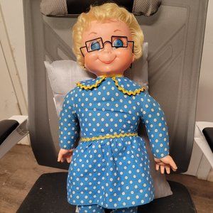 1967 MRS. BEASLEY*Original Apron Collar Glasses..SHE TALKS!! Rare Canadian!!!